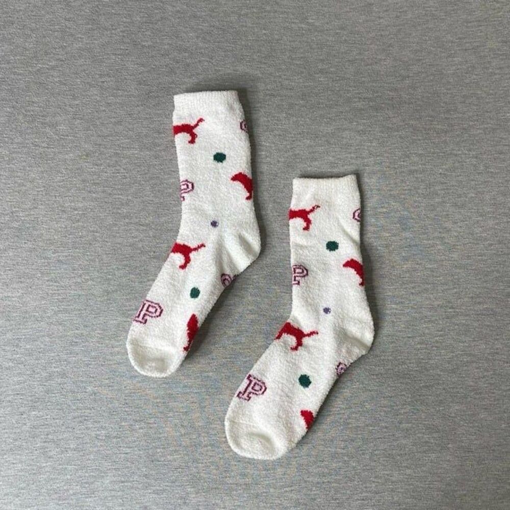 Victoria’s Secret PINK Women’s Puppy Logo  Cozy Plush Crew Socks